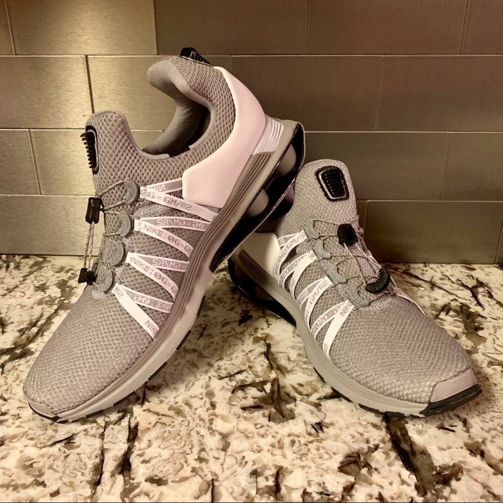 BN Nike Shox Gravity Running Shoes